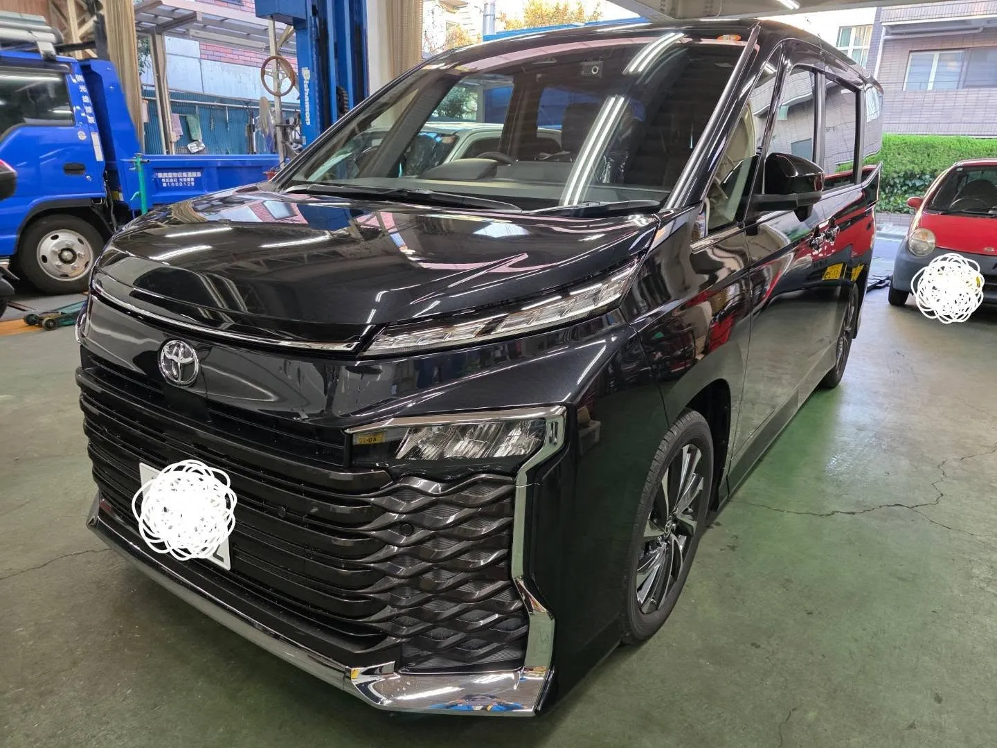 ヴォクシー　ガソリン　S-Zの新車を納車しました。